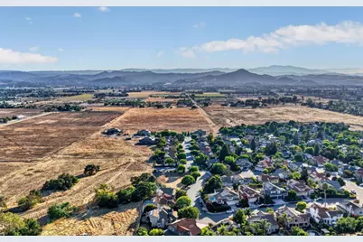2729 Mira Bella Cir, Morgan Hill, CA 95037 - Photo 89