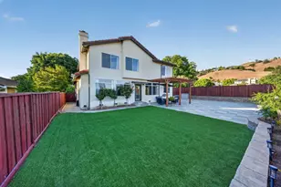 2729 Mira Bella Cir, Morgan Hill, CA 95037 - Photo 11