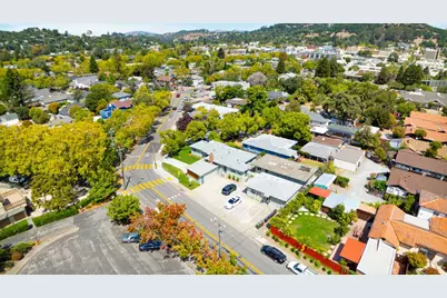390 Woodland Ave, San Rafael, CA 94901 - Photo 7