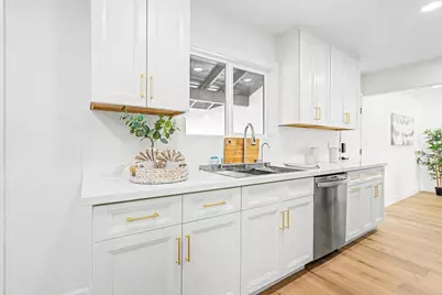 2945 Castleton Dr, San Jose, CA 95148 - Photo 9