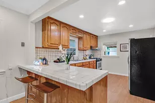 621 MacArthur Ave, Redwood City, CA 94063 - Photo 7