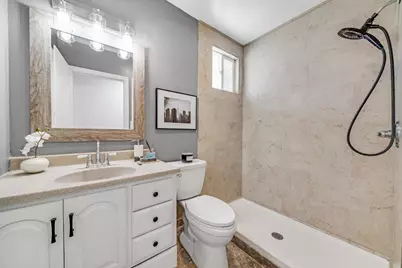 621 Macarthur Ave, Redwood City, CA 94063 - Photo 11