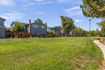 1508 Wildrose Way, Mountain View, CA 94043 - Photo 23