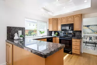 851 Arcturus Cir, Foster City, CA 94404 - Photo 11