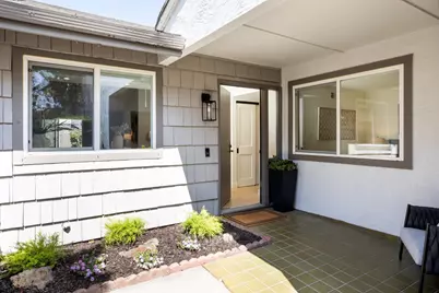 858 Erickson Ln, Foster City, CA 94404 - Photo 3