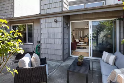 858 Erickson Ln, Foster City, CA 94404 - Photo 25