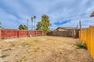 520 Calaveras Dr, Salinas, CA 93906 - Photo 23