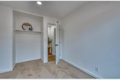 520 Calaveras Dr, Salinas, CA 93906 - Photo 21