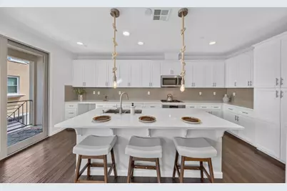 318 Expedition Ln, Milpitas, CA 95035 - Photo 9