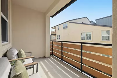 1949 Mahuron Cir, San Jose, CA 95133 - Photo 31
