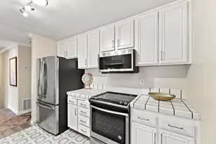 109 Spyglass Hill Rd, San Jose, CA 95127 - Photo 13