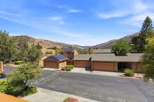 109 Spyglass Hill Rd, San Jose, CA 95127 - Photo 39