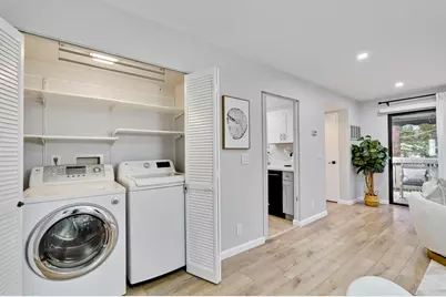 716 San Conrado Ter 8, Sunnyvale, CA 94085 - Photo 15
