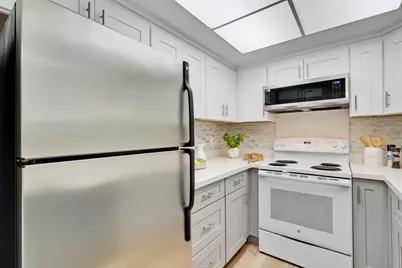 716 San Conrado Ter 8, Sunnyvale, CA 94085 - Photo 11