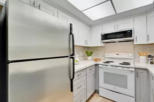 716 San Conrado Ter 8, Sunnyvale, CA 94085 - Photo 11