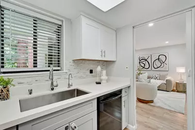 716 San Conrado Ter 8, Sunnyvale, CA 94085 - Photo 13