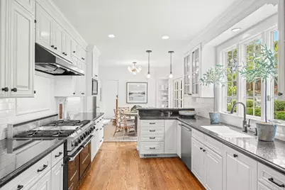 2835 Hillside Dr, Burlingame, CA 94010 - Photo 15