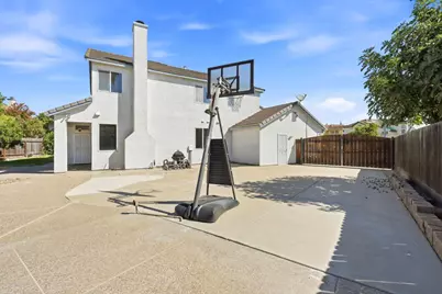 1901 Lauritson Ln, Manteca, CA 95336 - Photo 49