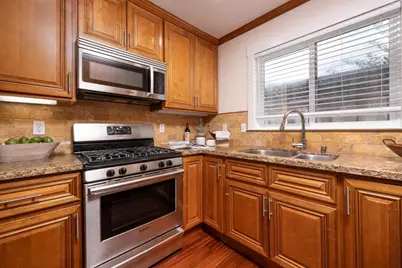 737 Myrtle St, Redwood City, CA 94061 - Photo 13