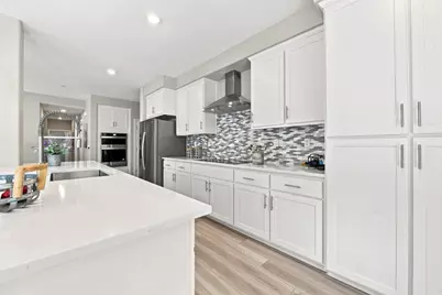 220 Waters Park Cir 101, San Mateo, CA 94403 - Photo 3