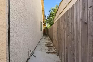 8947 Giant Panda Dr, Sacramento, CA 95829 - Photo 45