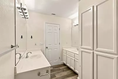 8947 Giant Panda Dr, Sacramento, CA 95829 - Photo 33