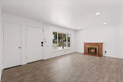 190 W McKenzie Ave, Stockton, CA 95204 - Photo 3