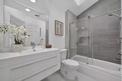 18 Tyrella Ct, Mountain View, CA 94043 - Photo 25