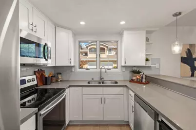 171 Redding Rd, Campbell, CA 95008 - Photo 3