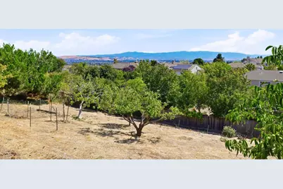 1237 Renraw Dr, San Jose, CA 95127 - Photo 43