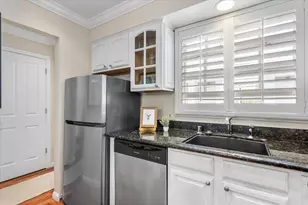 1555 Cherry St 4, San Carlos, CA 94070 - Photo 9