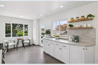 1700 Parkview Dr, San Bruno, CA 94066 - Photo 15