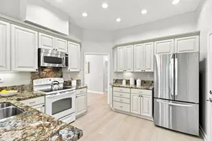 7646 Falkirk Dr, San Jose, CA 95135 - Photo 13