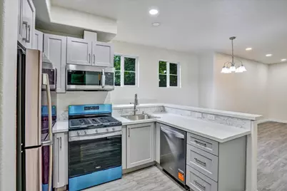 692 Mesa Cir, Hayward, CA 94541 - Photo 5
