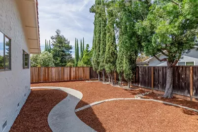 1407 Dot Ct, San Jose, CA 95120 - Photo 29