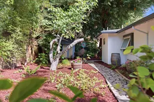 190 E Middlefield Rd, Mountain View, CA 94043 - Photo 29