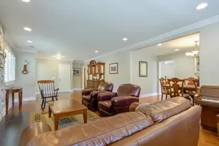2610 Carson St, Redwood City, CA 94061 - Photo 5