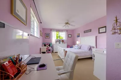 2610 Carson St, Redwood City, CA 94061 - Photo 13
