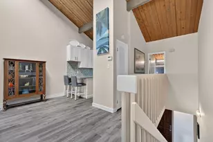 21147 E Cliff Dr, Santa Cruz, CA 95062 - Photo 25
