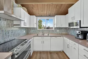 21147 E Cliff Dr, Santa Cruz, CA 95062 - Photo 3