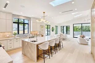 979 Lawrence Ln, Palo Alto, CA 94303 - Photo 9