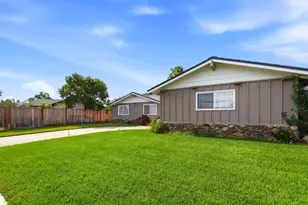1310 Cedar Ct, Gilroy, CA 95020 - Photo 3