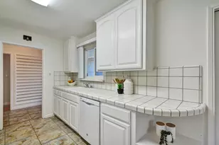1394 Bobwhite Ave, Sunnyvale, CA 94087 - Photo 5