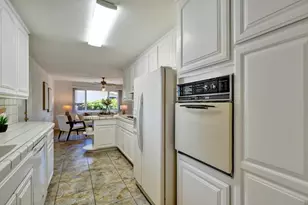 1394 Bobwhite Ave, Sunnyvale, CA 94087 - Photo 3