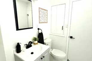 1642 Burrows St, San Francisco, CA 94134 - Photo 17