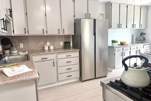 1642 Burrows St, San Francisco, CA 94134 - Photo 7