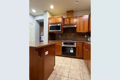 7222 Shannon Park Ct, South San Francisco, CA 94080 - Photo 27