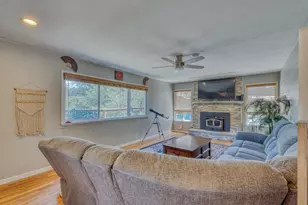 665 Paradise Rd B, Salinas, CA 93907 - Photo 3