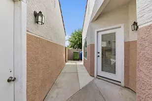 9113 Haussman St, Elk Grove, CA 95758 - Photo 33