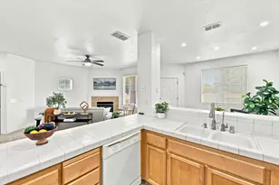 9113 Haussman St, Elk Grove, CA 95758 - Photo 13